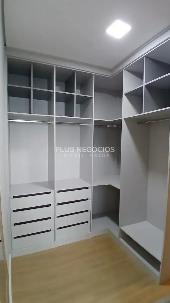 Casa, 3 quartos, 214 m² - Foto 9