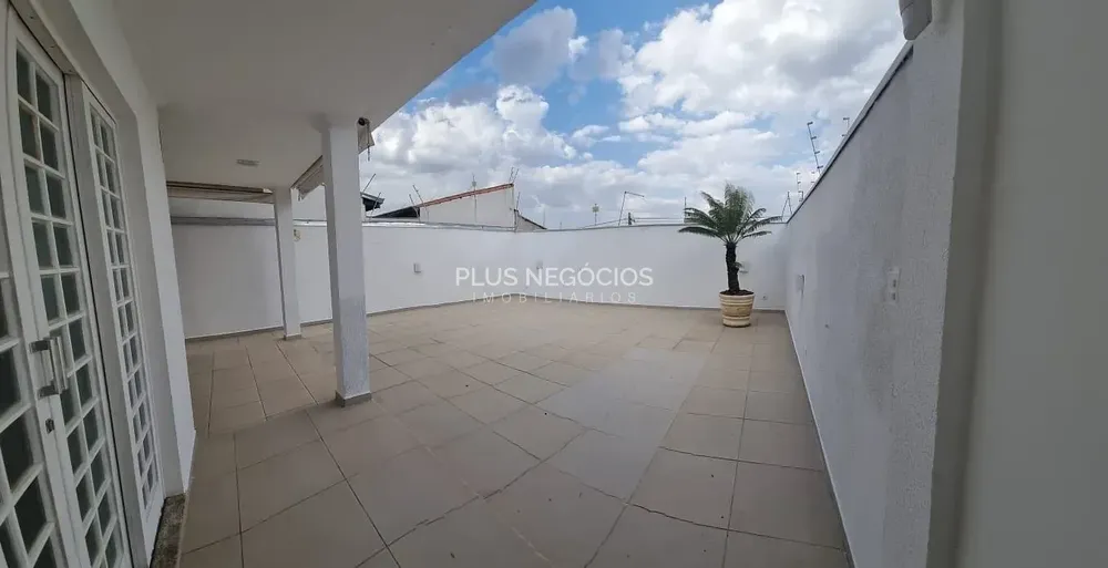 Sobrado, 3 quartos, 179 m² - Foto 1