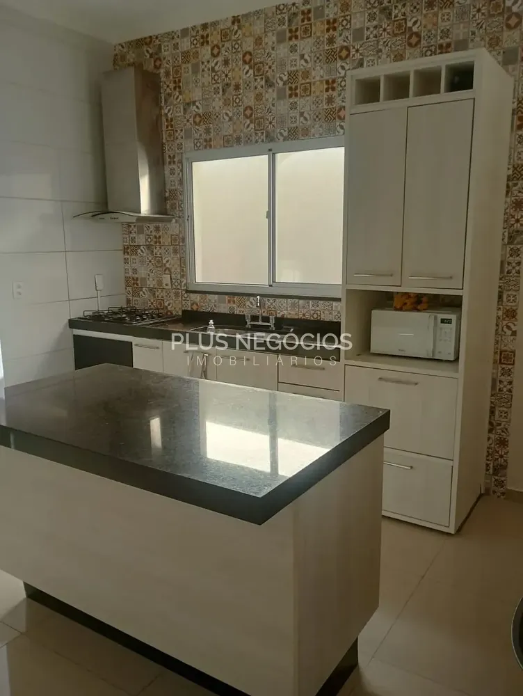 Casa, 3 quartos, 136 m² - Foto 3