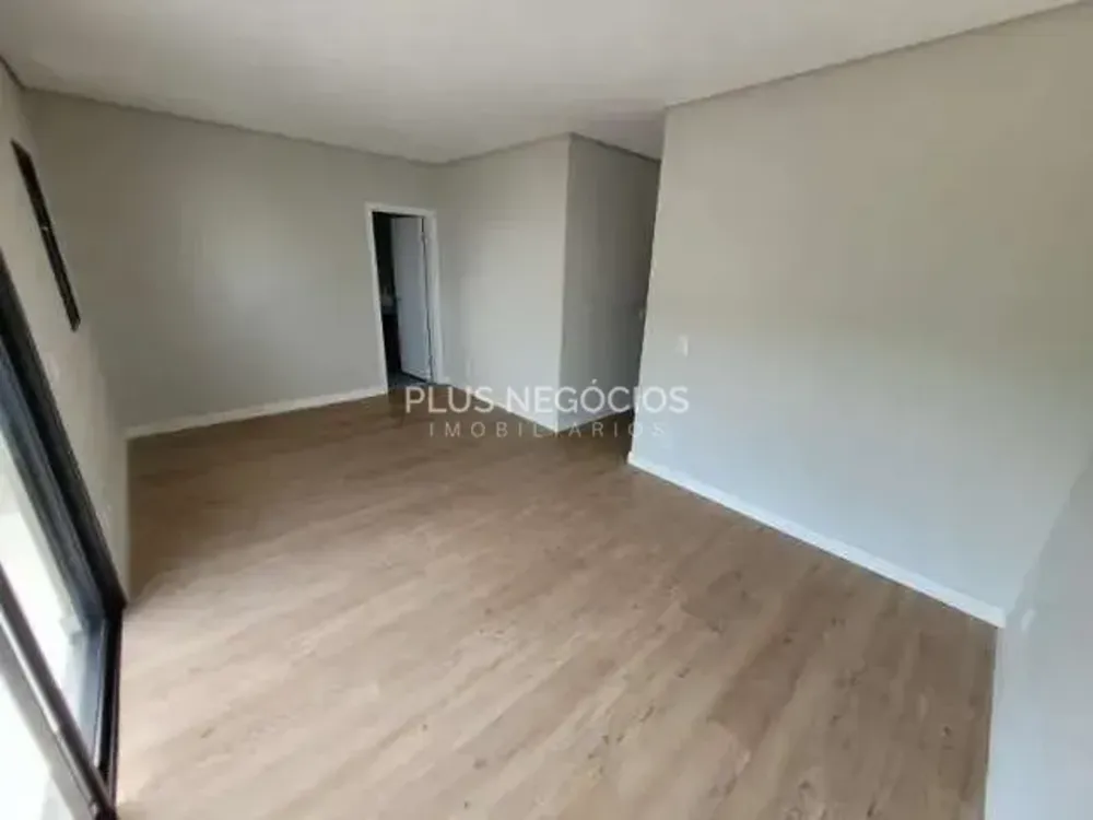 Casa, 3 quartos, 205 m² - Foto 1