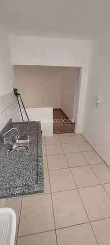 Apartamento à venda com 2 quartos, 48m² - Foto 4