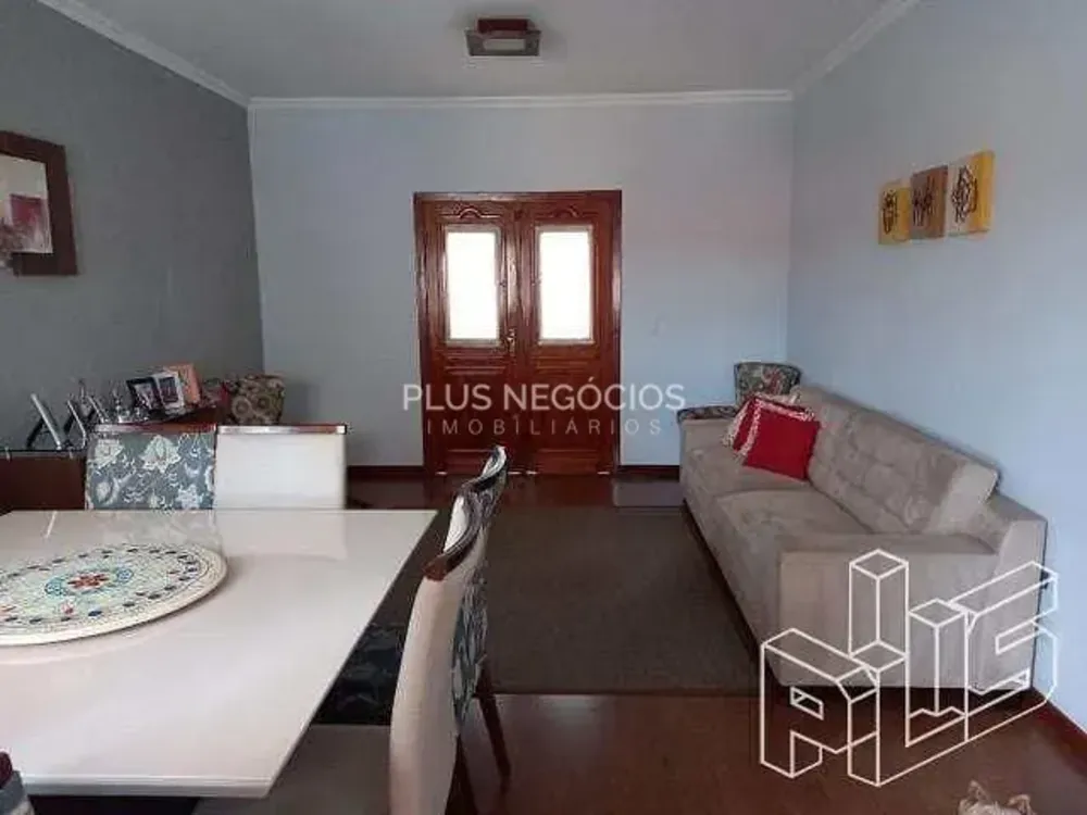 Casa, 3 quartos, 289 m² - Foto 2