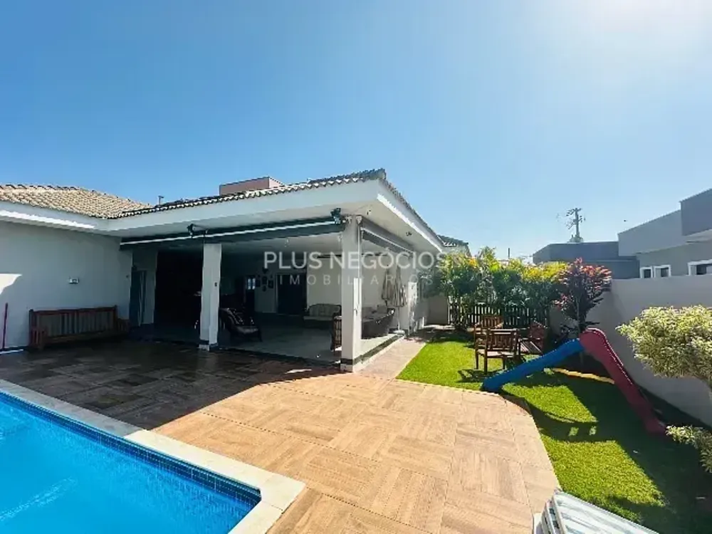 Casa, 3 quartos, 280 m² - Foto 1