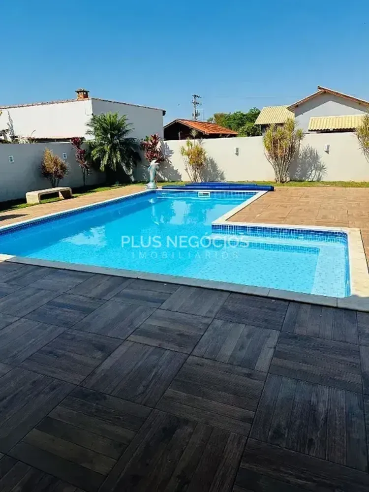 Casa, 3 quartos, 280 m² - Foto 1