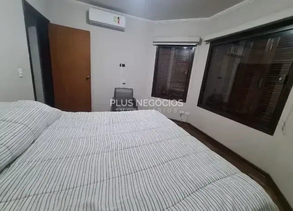 Casa, 3 quartos, 300 m² - Foto 9