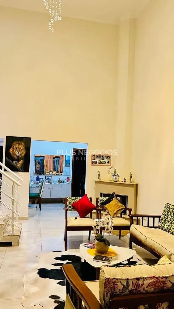 Casa, 3 quartos, 341 m² - Foto 9
