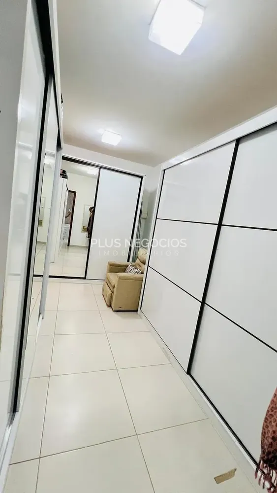 Casa, 3 quartos, 341 m² - Foto 1