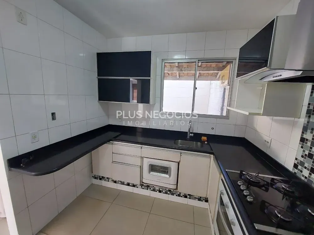 Casa, 3 quartos, 107 m² - Foto 2