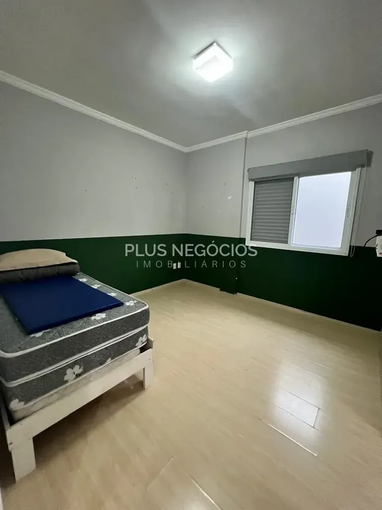 Casa, 3 quartos, 300 m² - Foto 2