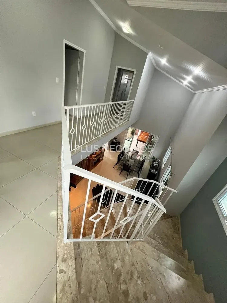 Casa, 3 quartos, 300 m² - Foto 1