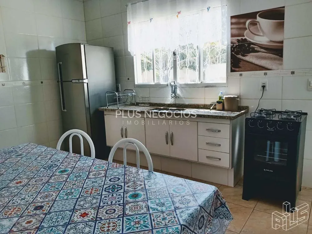 Chácara, 3 quartos, 1000 m² - Foto 2