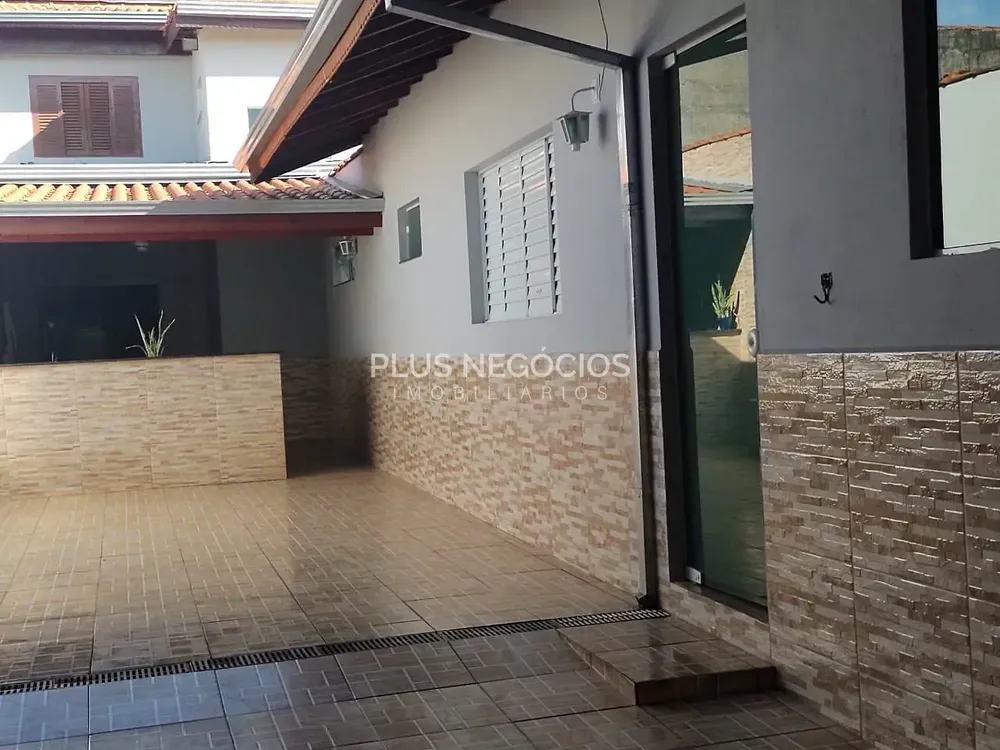 Casa, 3 quartos, 200 m² - Foto 1