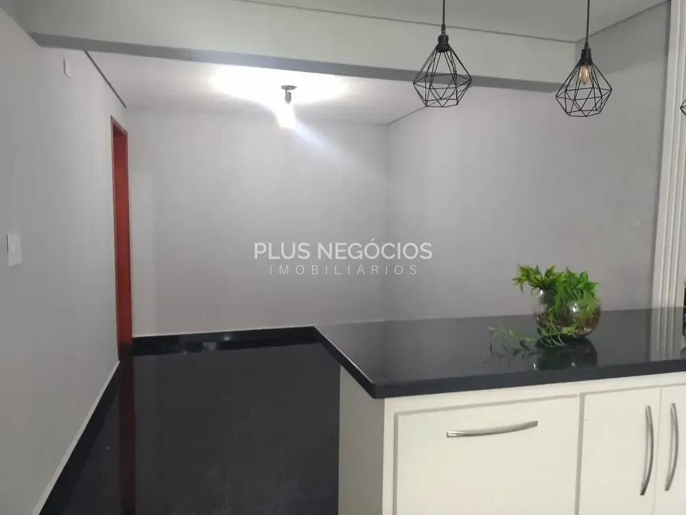 Casa, 3 quartos, 200 m² - Foto 9