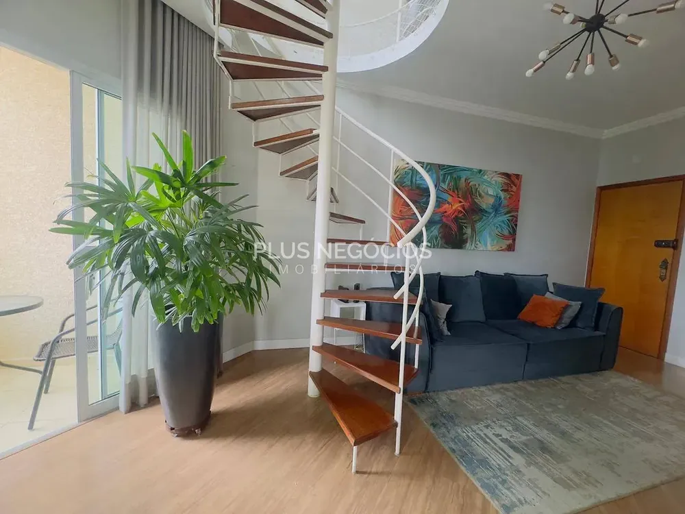 Cobertura, 3 quartos, 196 m² - Foto 1