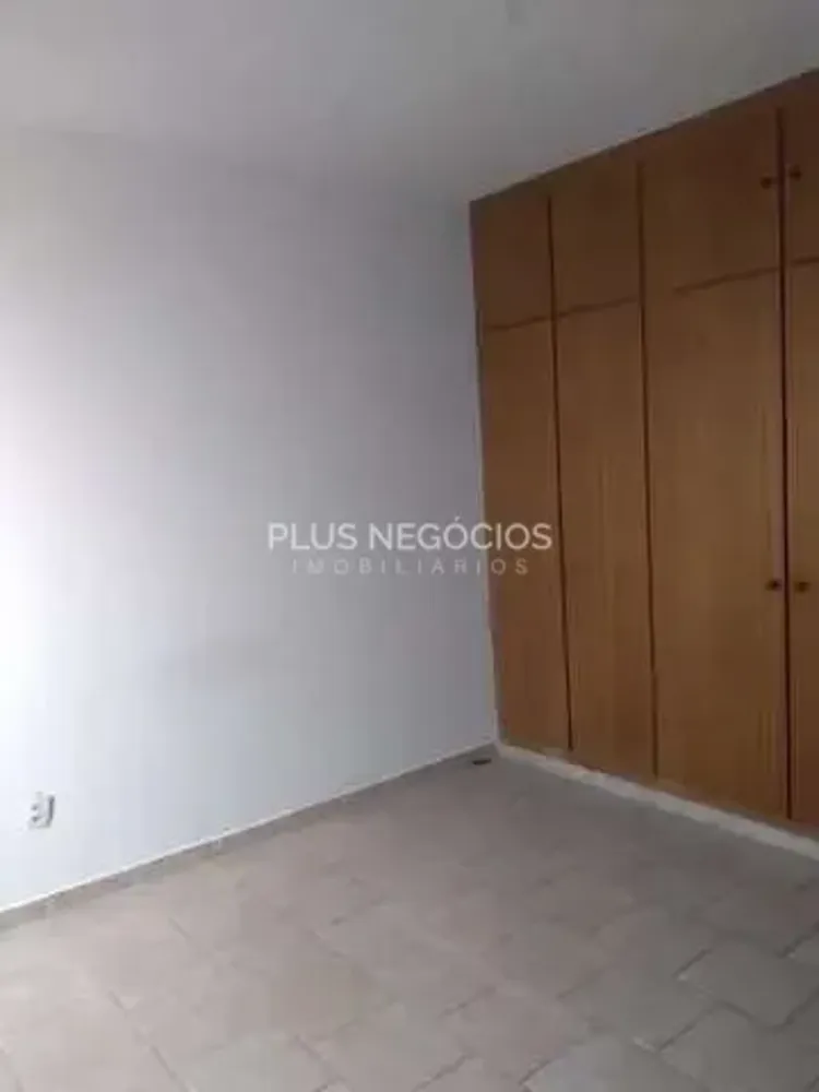 Casa, 6 quartos, 285 m² - Foto 8