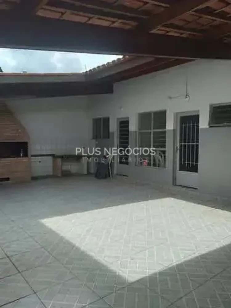 Casa, 6 quartos, 285 m² - Foto 3