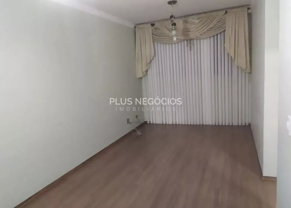 Apartamento à venda com 3 quartos, 70m² - Foto 2