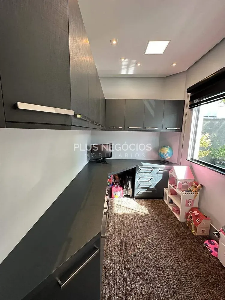 Sobrado, 3 quartos, 270 m² - Foto 3