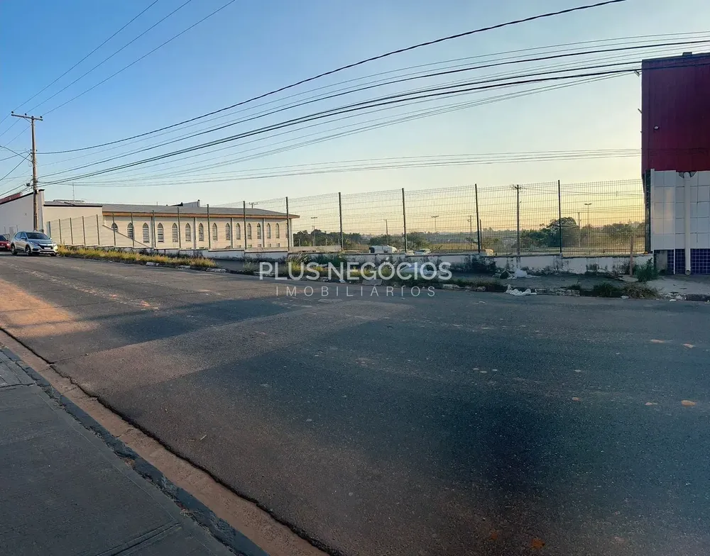 Terreno, 1600 m² - Foto 2
