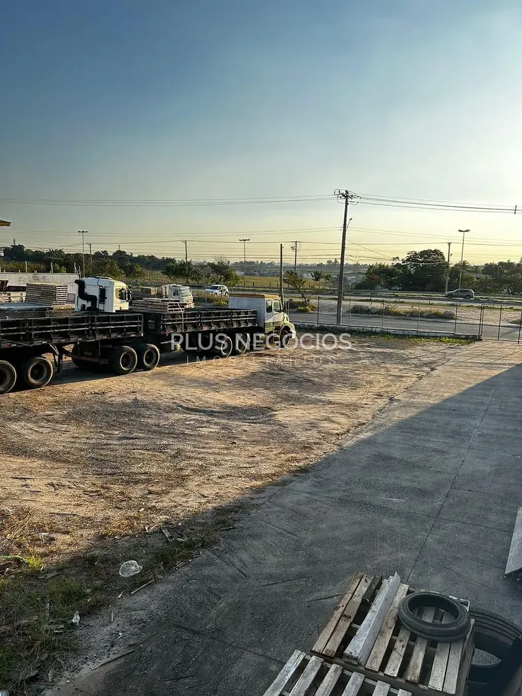 Terreno, 1600 m² - Foto 1