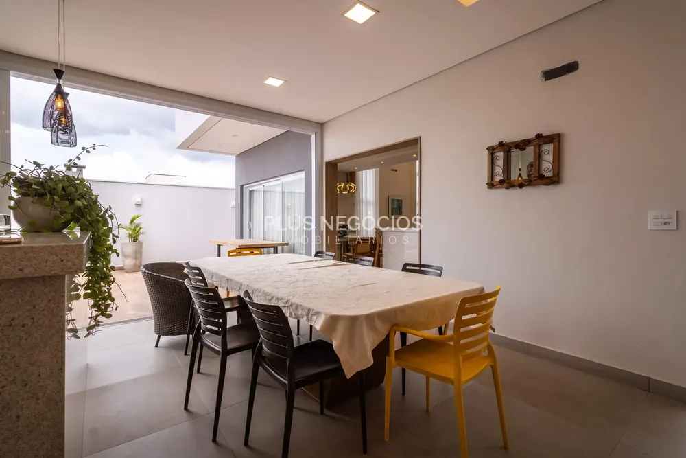 Casa, 4 quartos, 247 m² - Foto 5