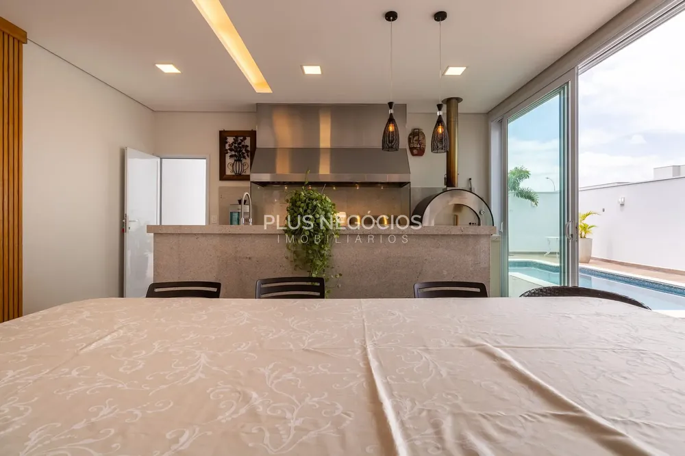 Casa, 4 quartos, 247 m² - Foto 4