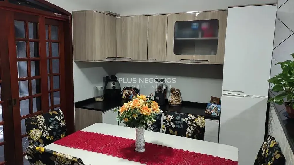Casa, 3 quartos, 211 m² - Foto 5