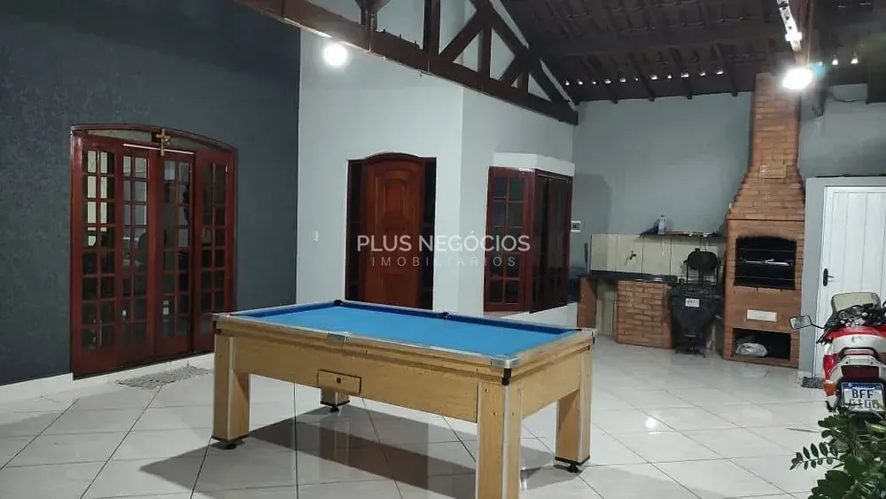 Casa, 3 quartos, 211 m² - Foto 4