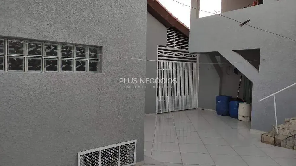 Casa, 3 quartos, 211 m² - Foto 11