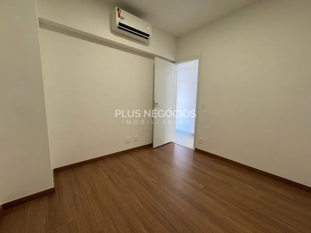 Apartamento, 3 quartos, 106 m² - Foto 2