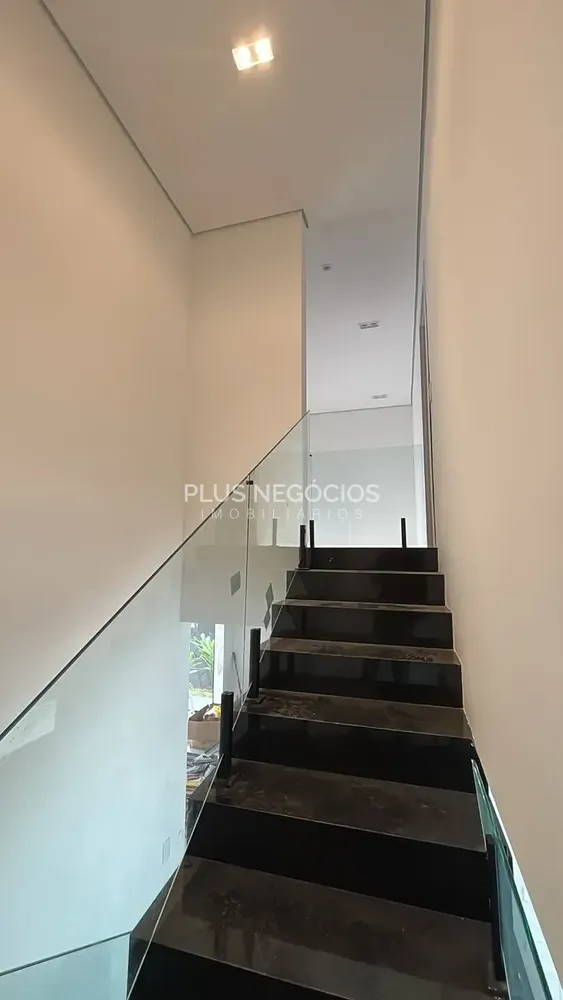 Casa, 3 quartos, 236 m² - Foto 5