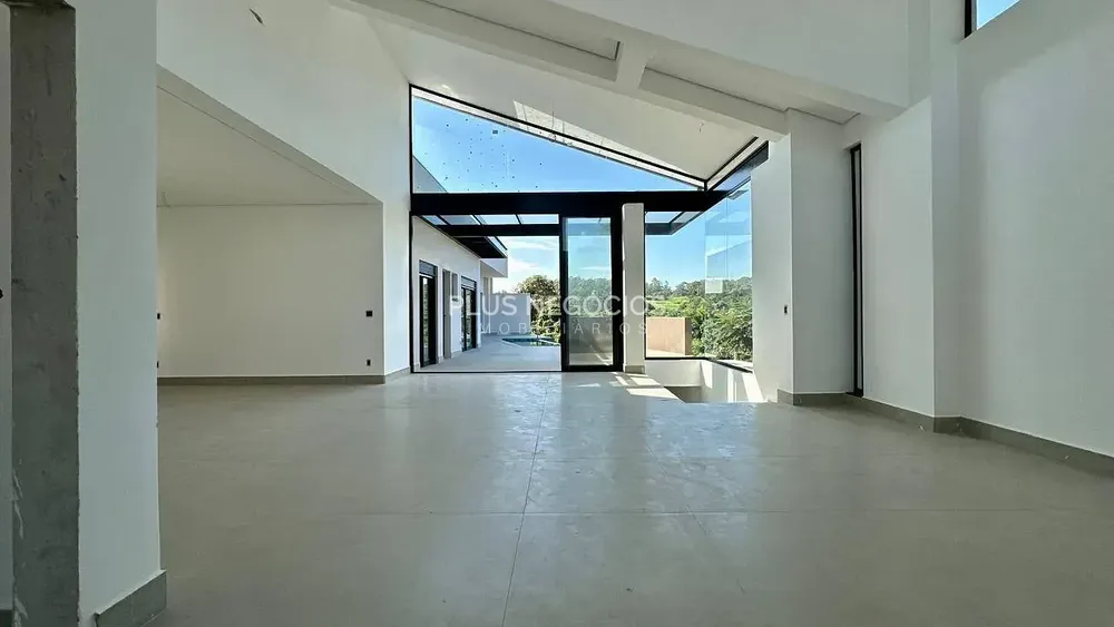 Casa, 3 quartos, 253 m² - Foto 3