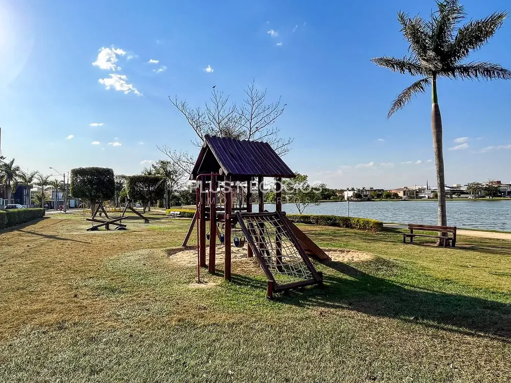 Casa, 3 quartos, 267 m² - Foto 11