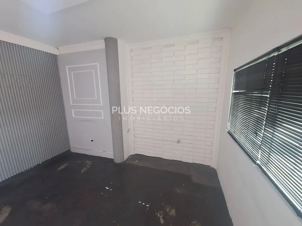 Depósito-Galpão, 212 m² - Foto 3