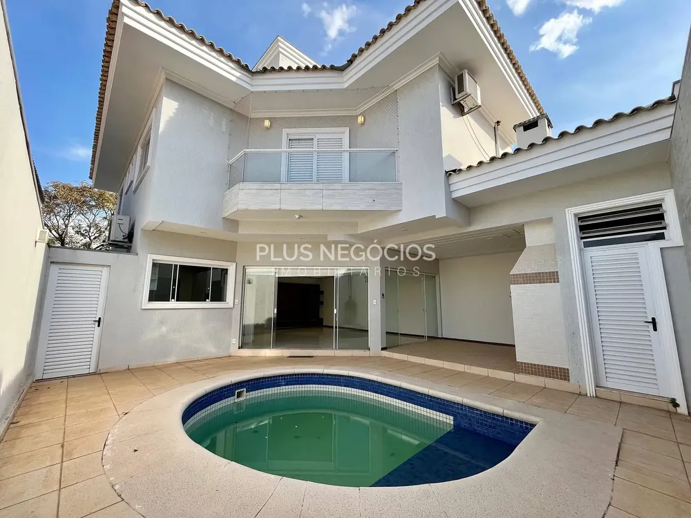Casa, 3 quartos, 291 m² - Foto 1