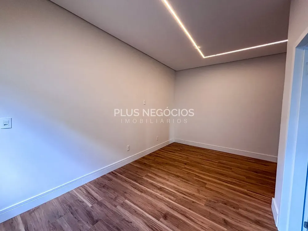 Casa, 3 quartos, 270 m² - Foto 6