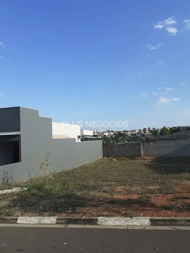 Terreno, 180 m² - Foto 1