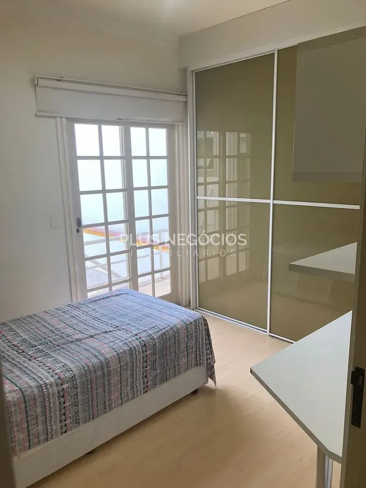 Casa, 3 quartos, 280 m² - Foto 2