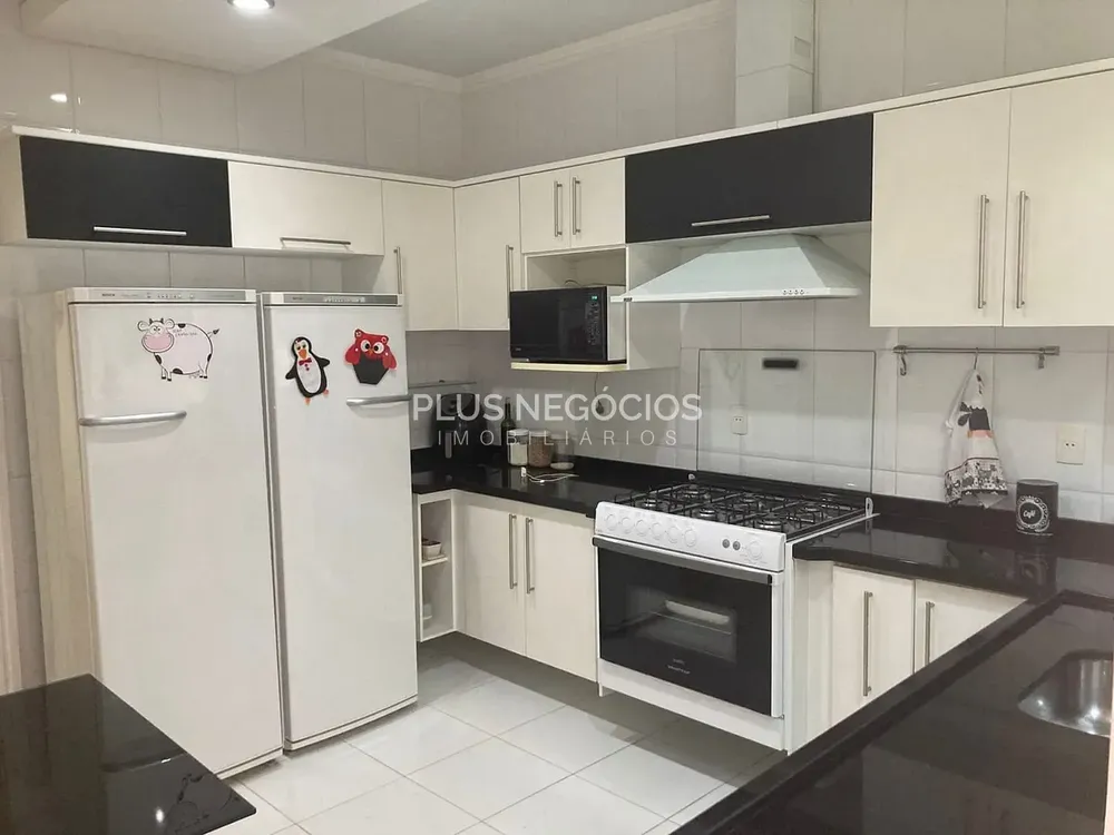 Casa, 3 quartos, 280 m² - Foto 6