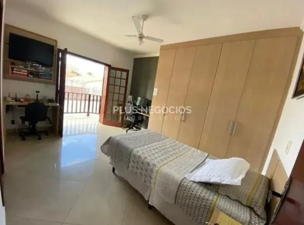 Casa, 3 quartos, 340 m² - Foto 11