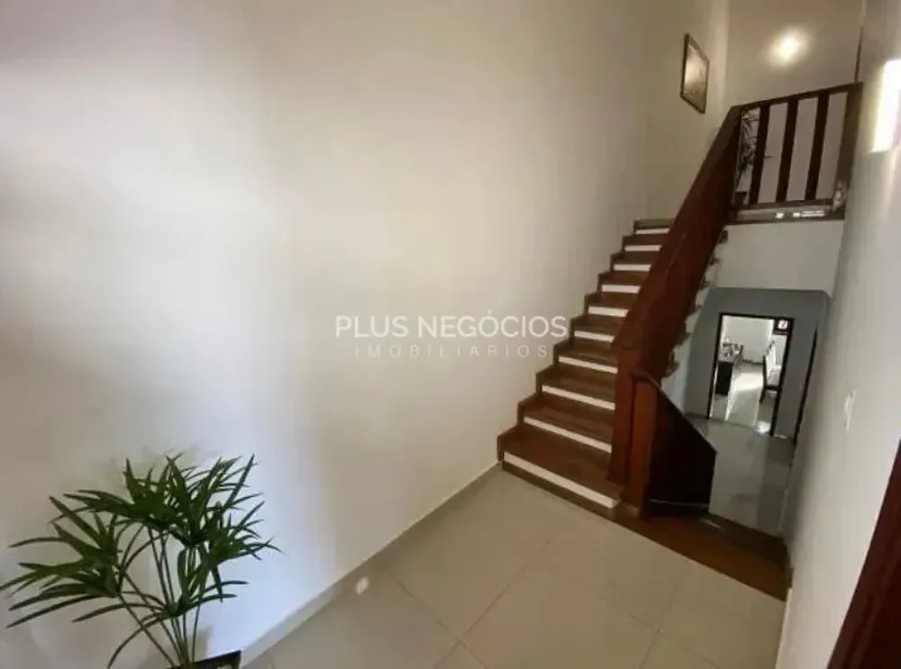 Casa, 3 quartos, 340 m² - Foto 8