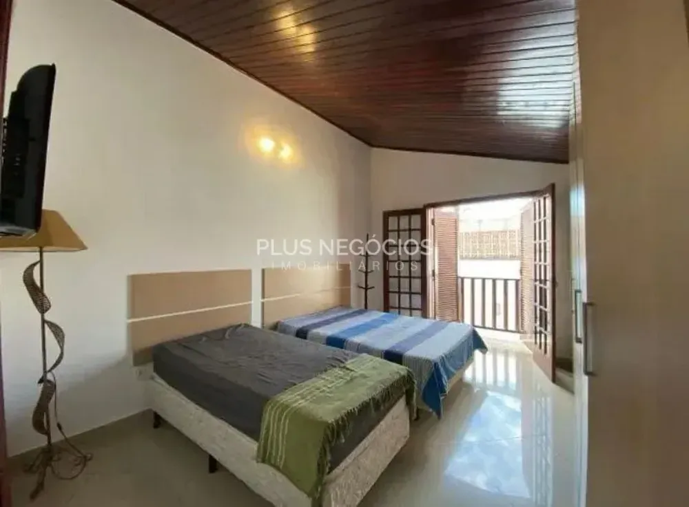 Casa, 3 quartos, 340 m² - Foto 9
