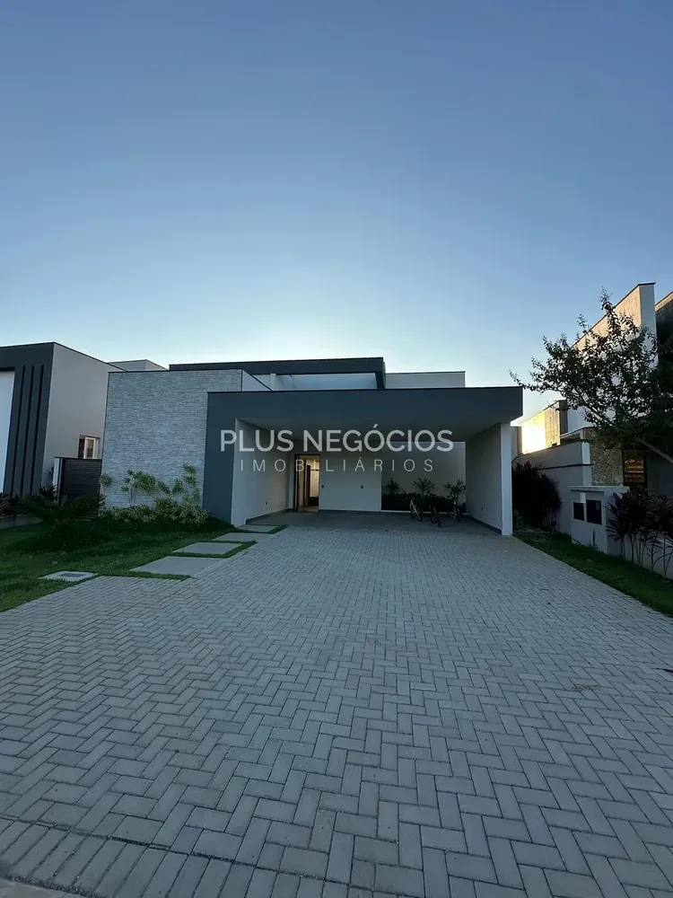Casa, 3 quartos, 248 m² - Foto 1
