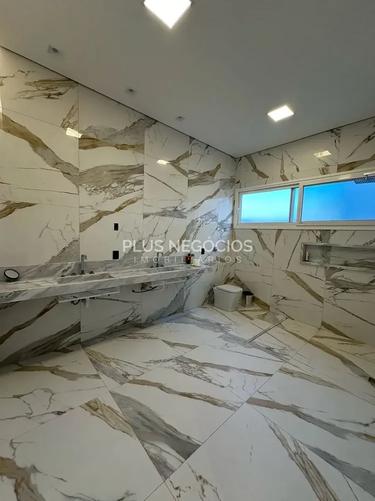 Casa, 3 quartos, 248 m² - Foto 4