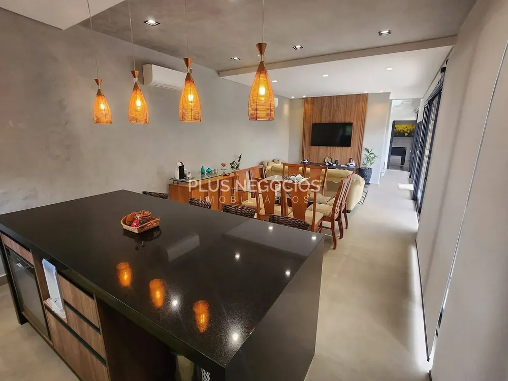 Casa, 3 quartos, 409 m² - Foto 1