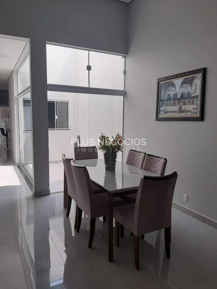 Casa, 3 quartos, 132 m² - Foto 2