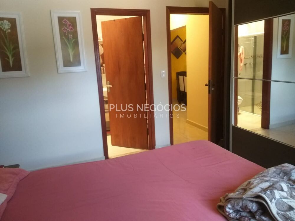 Casa, 3 quartos, 88 m² - Foto 2