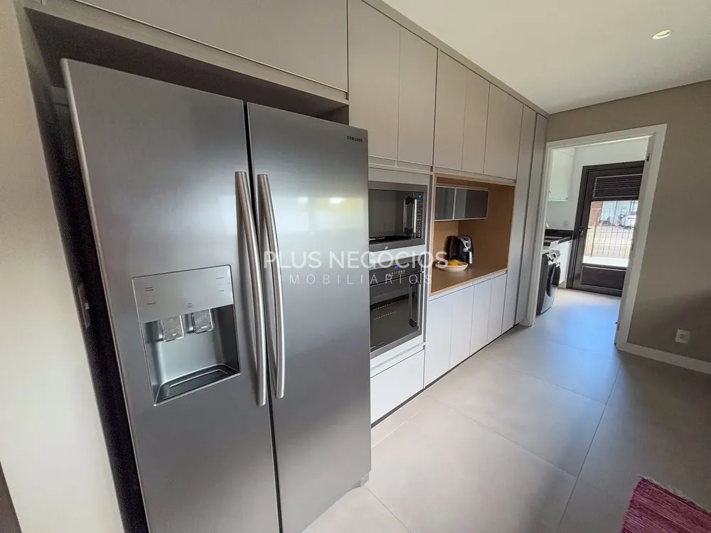 Casa, 3 quartos, 265 m² - Foto 1
