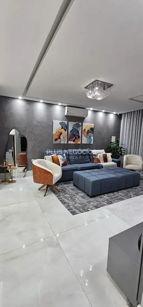 Casa, 4 quartos, 256 m² - Foto 2