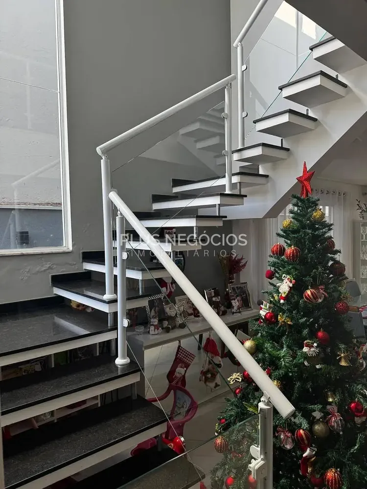 Casa, 3 quartos, 176 m² - Foto 8